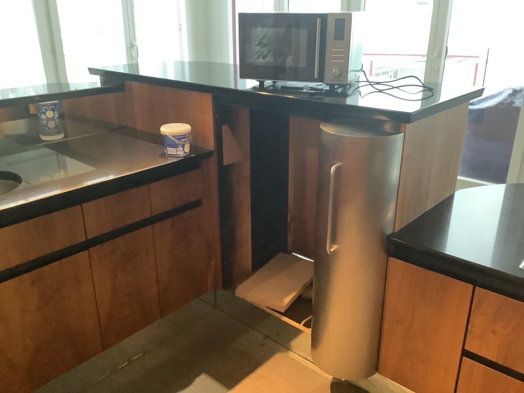 Cucine complete: Küche Designer Kirschbaum furniert – Usato da Ossingen venduto da Challenger74 2
