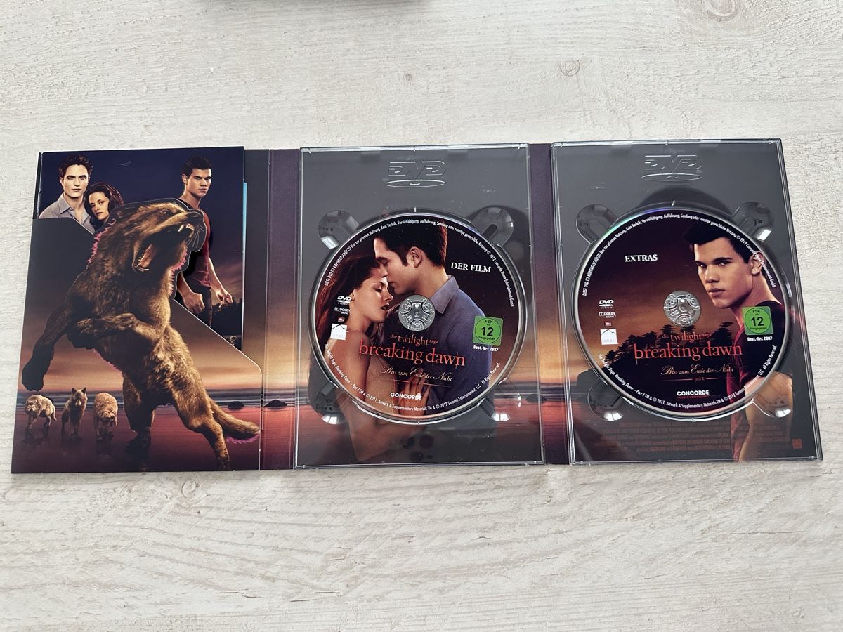 Tutti i DVDs: Twilight Saga: DVD Kollektion – Usato da Bülach venduto da Chati_ 5