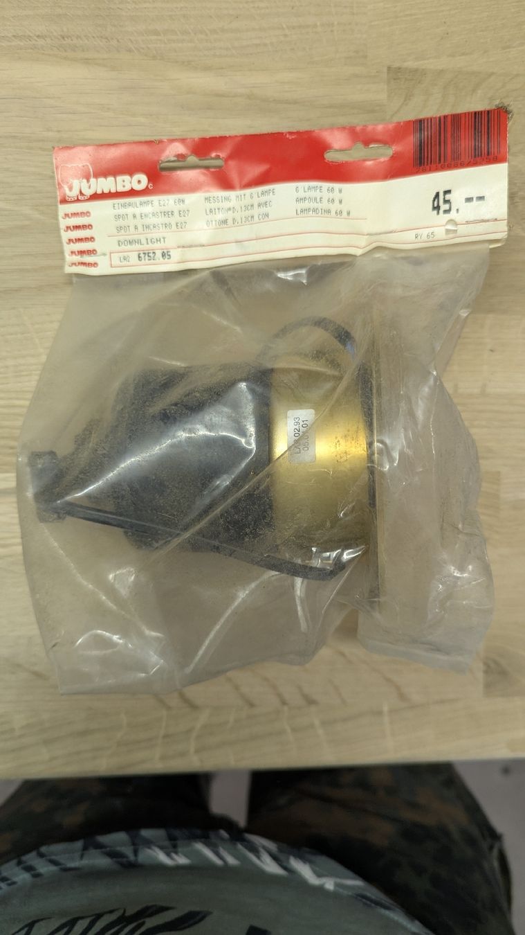 Lampade: Einbaulampe E27, 60W, Messing - Neu & Originalverpackt – Nuovo (secondo la descrizione) da Eisten venduto da manuel.furrer