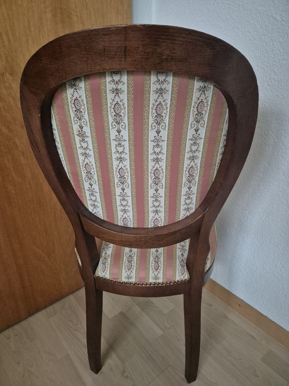Sedie: antiker Stuhl - Vintage - Retro – Usato da Herzogenbuchsee venduto da herzchae 2