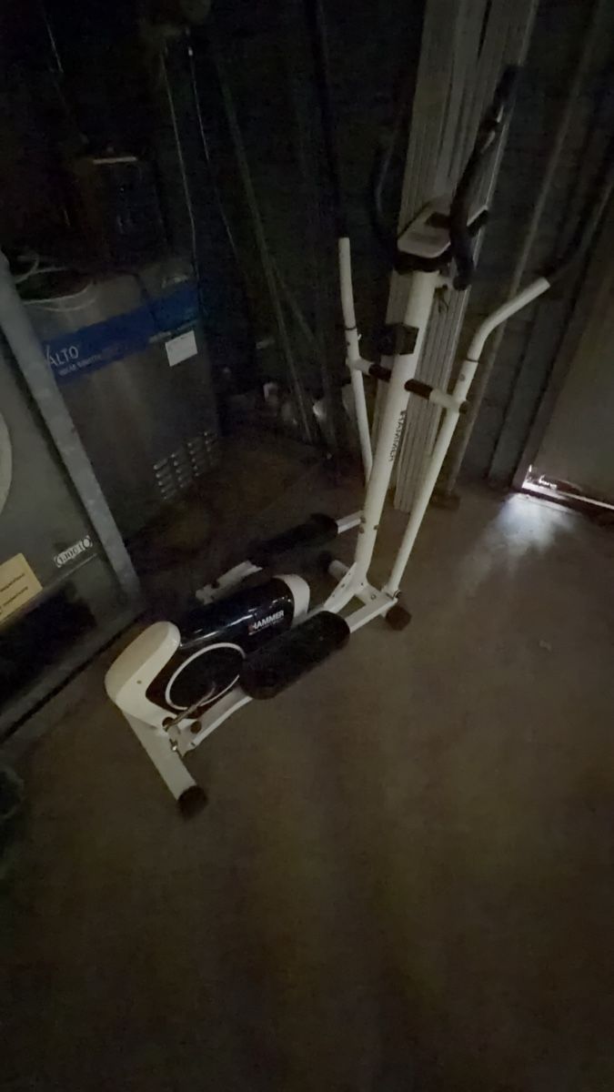 Alle Maschinen: Aduktor-Abduktor Maschinen Teca + Crosstrainer gratis – Gebraucht aus Büsserach von Maestrogallego 6