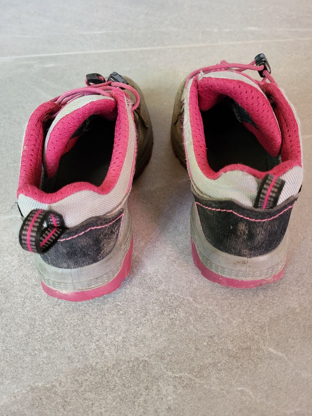 Landrover Chaussures filles: Kinder Wanderschuhe von Landrover Grösse 32 – D'occasion à Oberwangen TG par Murmel82 2
