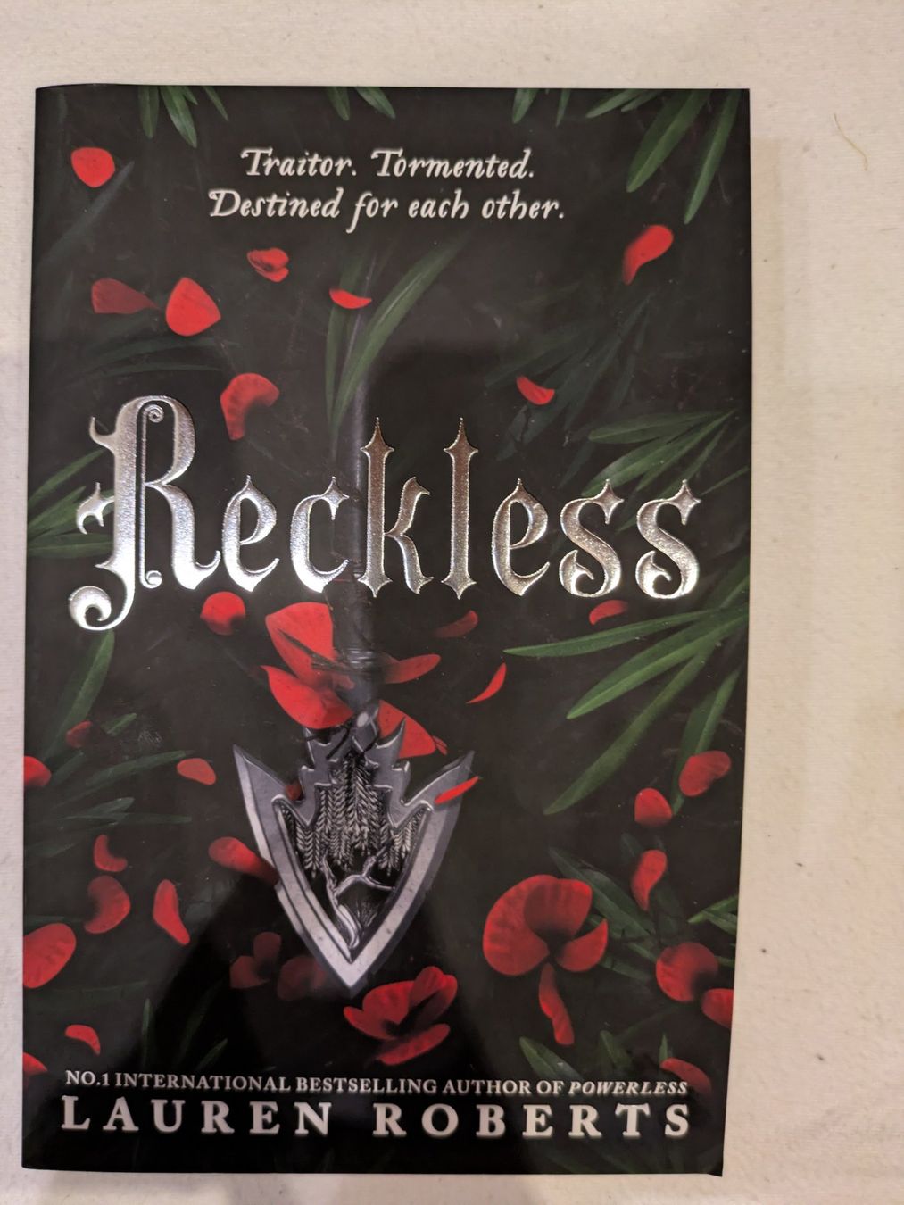 Libri: Buch Reckless Lauren Roberts auf englich – Nuovo (secondo la descrizione) da Lyss venduto da Andromeda12