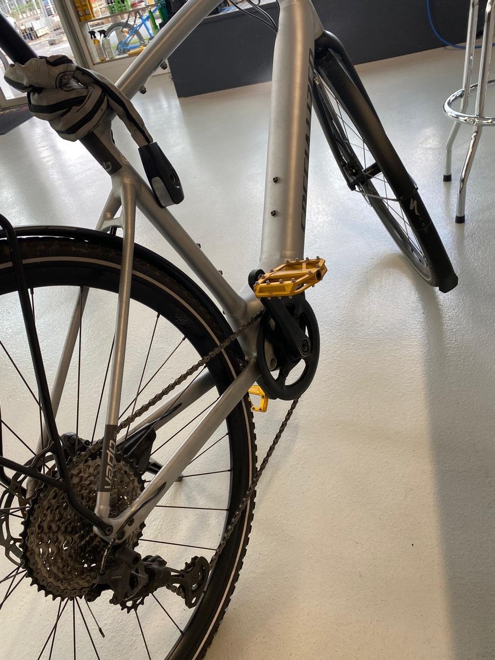 Specialized Biciclette: Velo Specialized VADO SL 5.0 EQ – Usato da Zürich venduto da idruck 6
