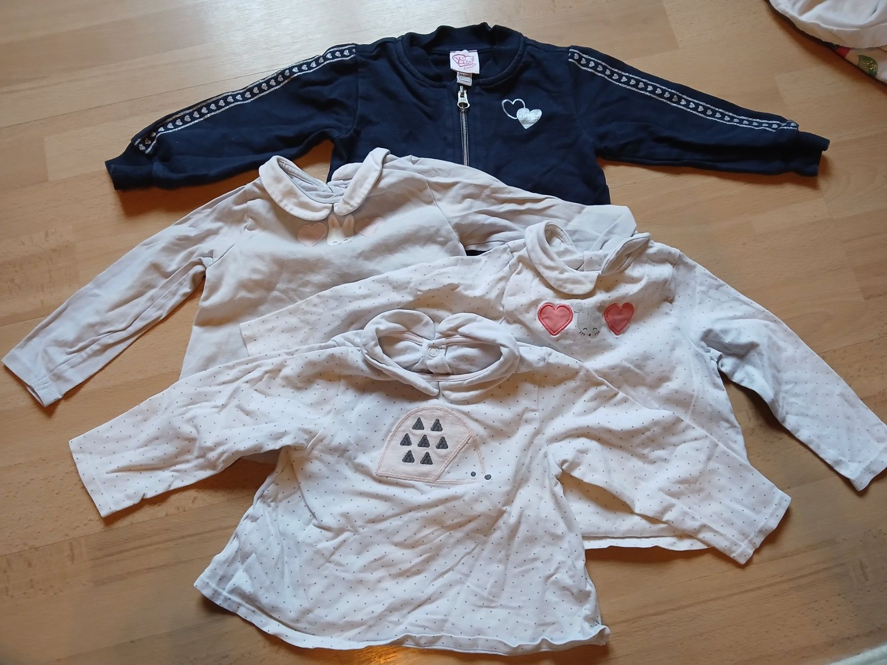Lotti & Set di vestiti: 12x Oberteil Grösse 74 – Usato da Bremgarten AG venduto da Finoae 1