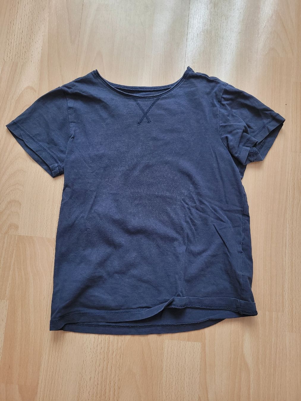 Chemises, T-shirts & Polos: T-Shirt gr. 110/116 – D'occasion à Inwil par Flower2325