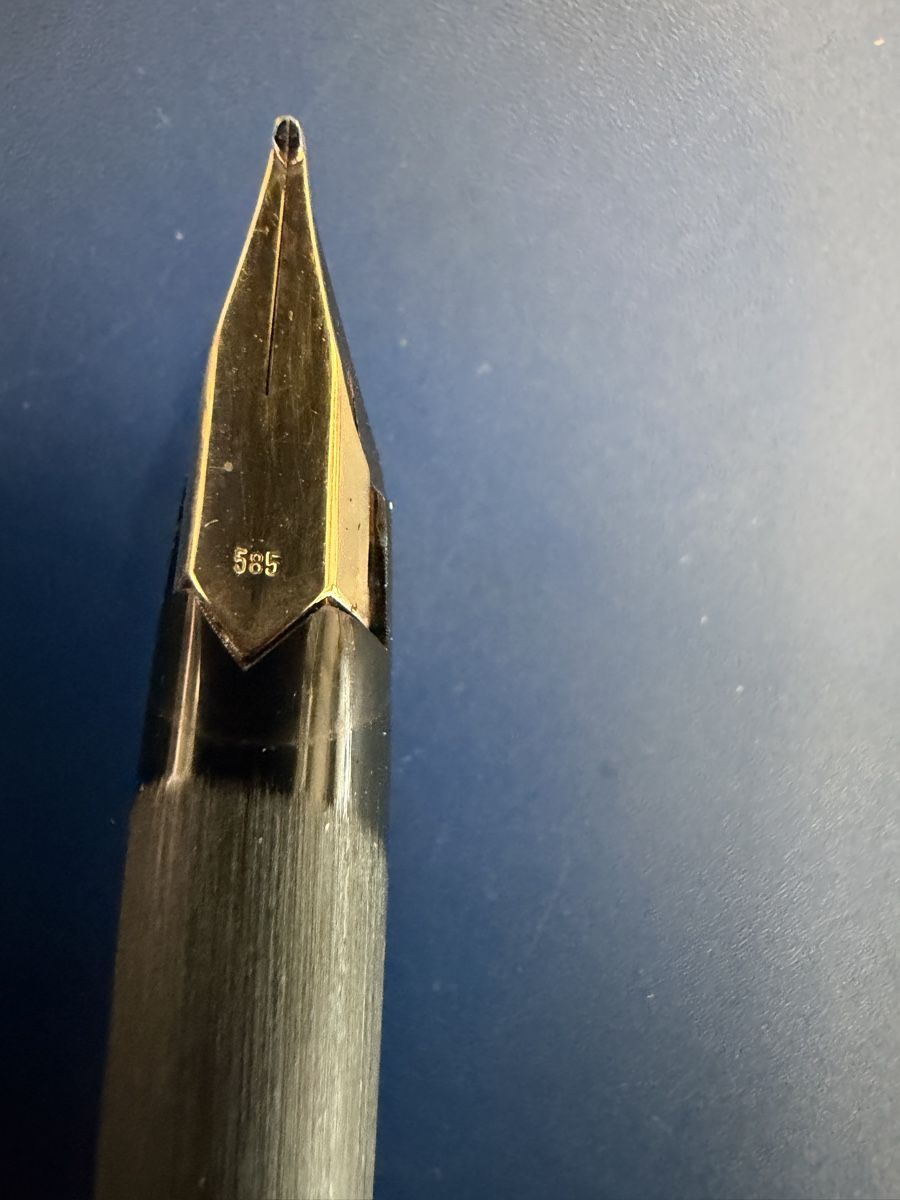 Montblanc Penna & Evidenziatori: Füllfederhalter Montblanc 220 14K Goldfeder gebraucht – Usato da Strengelbach venduto da RaenAntikDesign 5