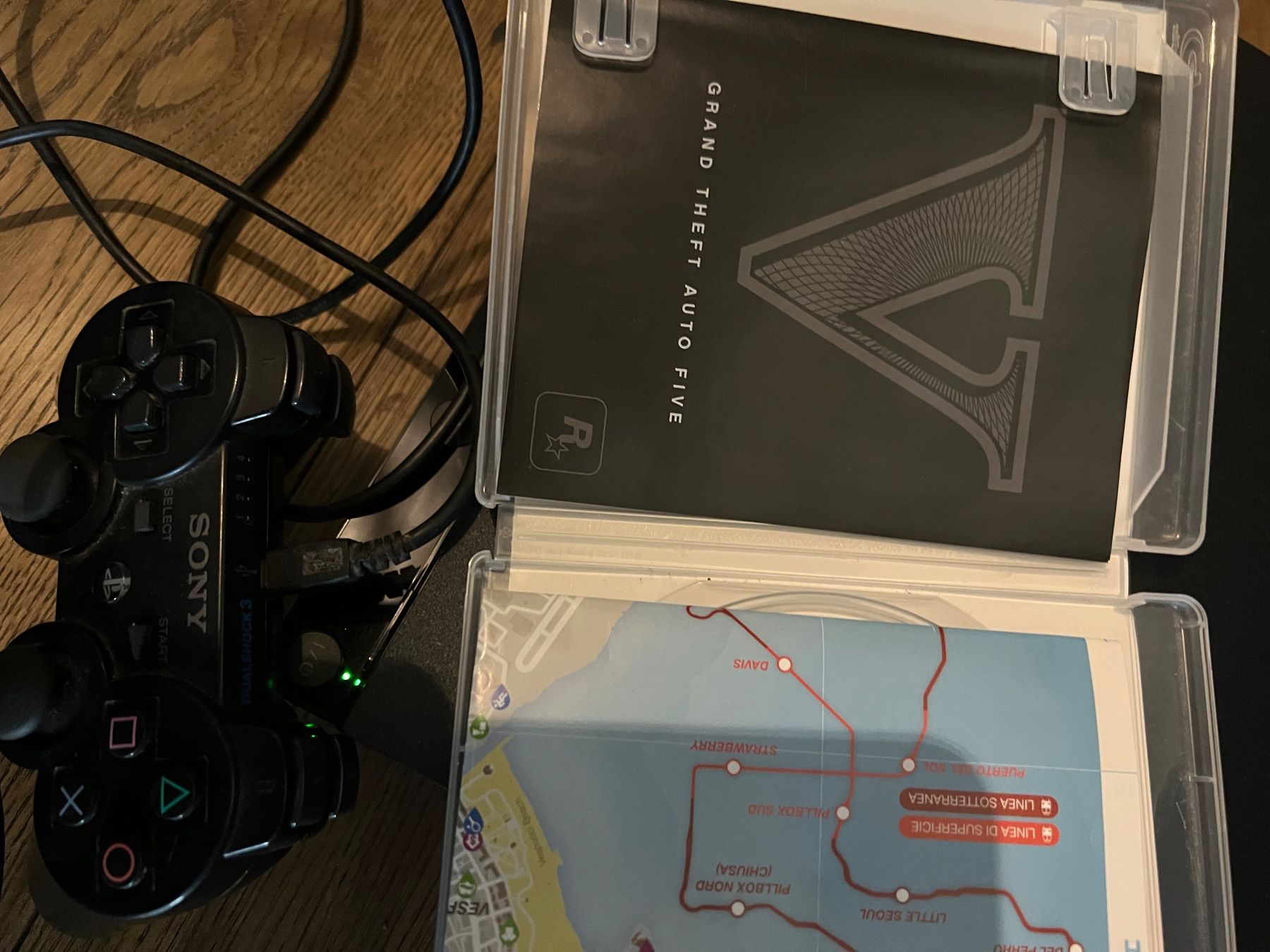 Sony Console: Sony PS3 console mit vier Spiele, funktioniert! – Usato da Astano venduto da hyperion-atlas 5