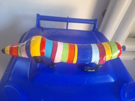Hund bunt gestreift Dekoration figur