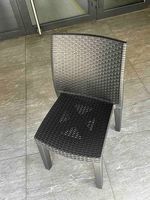 10 Chaises de jardin/terrasse toutes neuves