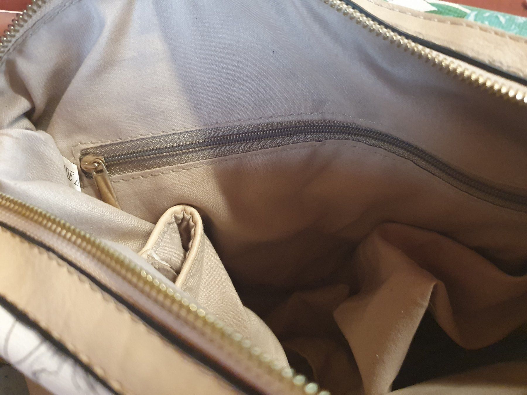 Sacs femmes: Umhängetasche – D'occasion à Moosseedorf par Sonnenschein.. 5