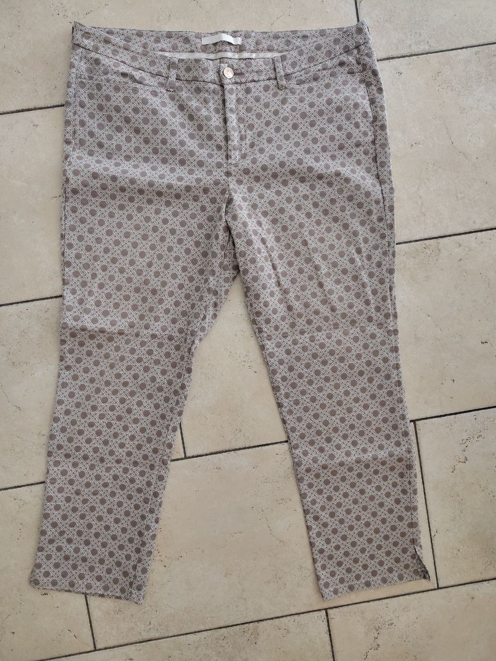 Pantaloni: Damenhose MAC grau gemuster Gr.44/46 – Usato da Schwarzenburg venduto da Budi58 2