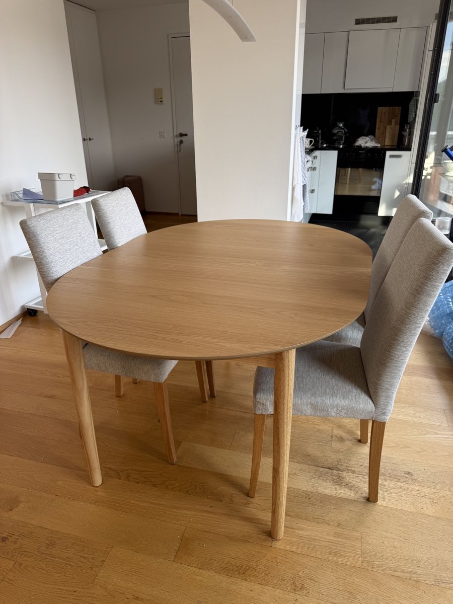 Tavoli: Jysk Dining Table with extension – Usato da Zürich venduto da dul_wd8p 1