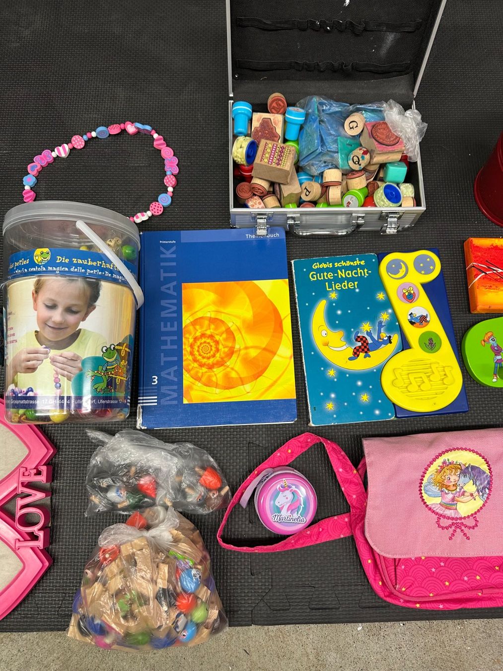 Jouets: Spielzeugpaket – D'occasion à Knonau par Soni2 2