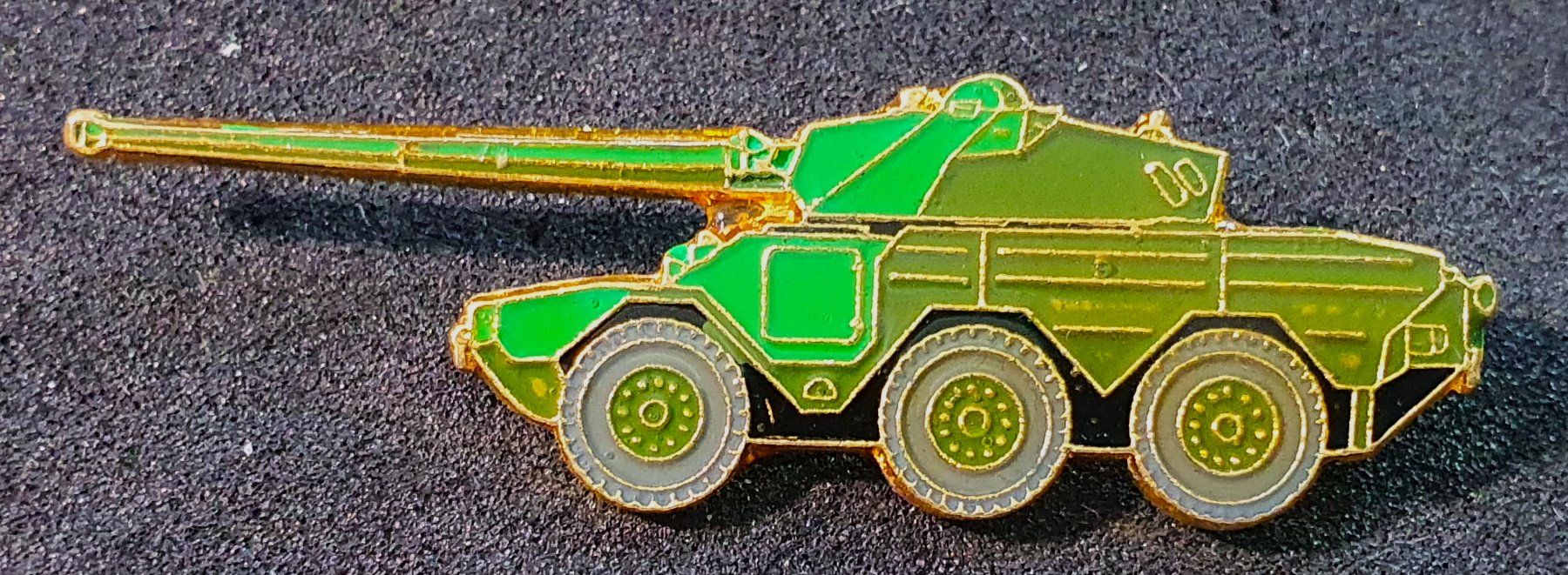 Schweizer Armee Placchette & Badge: BB396 - Pin Militär Armee Army Panzer – Usato da Reinach BL venduto da Boston-Verkauf