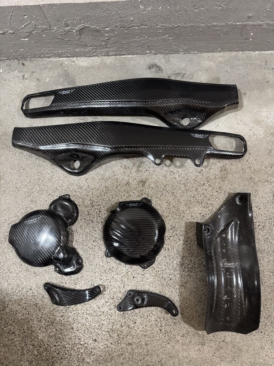 Husqvarna Accessori per altri veicoli: CMT Carbonparts – Nuovo (secondo la descrizione) da Allschwil venduto da ste_g7p2 1