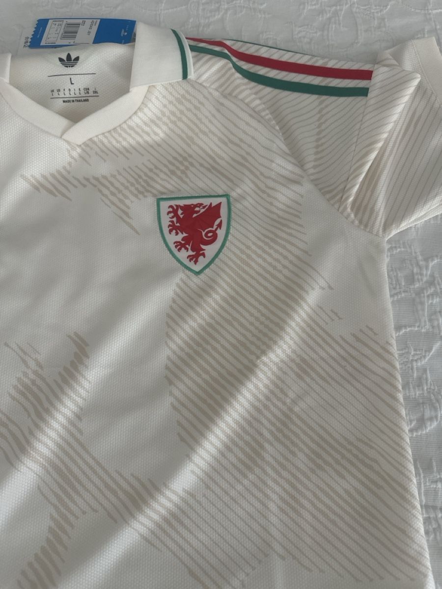 Adidas Canottiere & Pantaloni: Wales Jersey 2026 Adidas  – Nuovo e nell'imballaggio originale da Oberrieden venduto da jon_5cl2 4