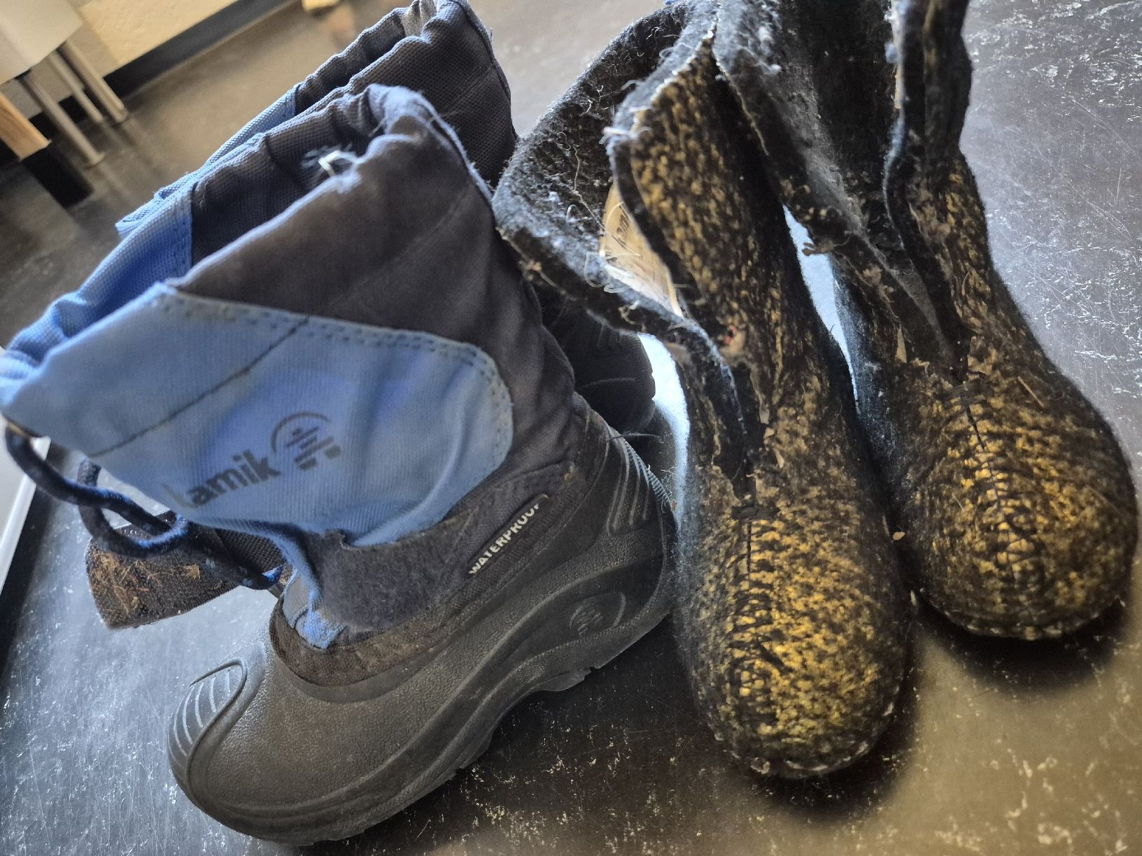 Scarpe per ragazzi: Winterstiefel – Usato da Zürich venduto da rg__zt8z