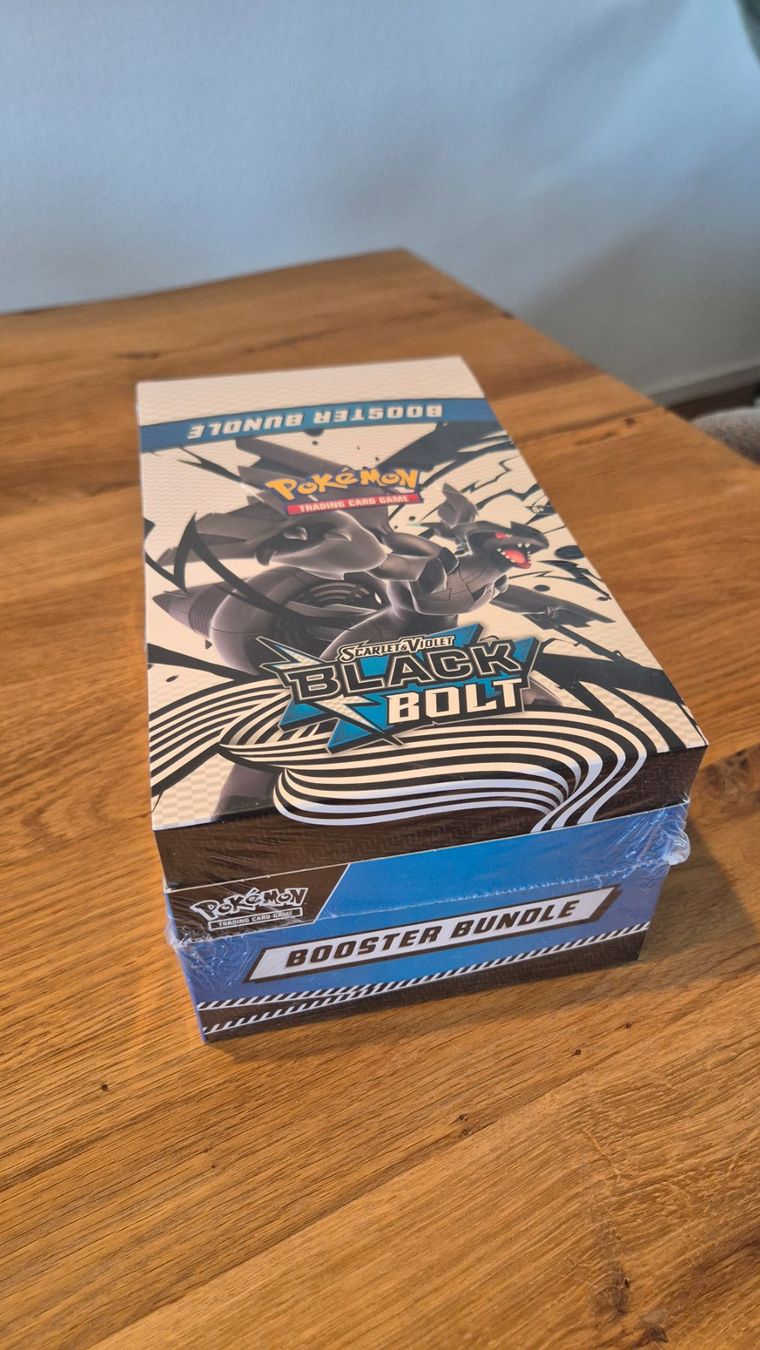 Pokémon Carte collezionabili: Black Bolt Booster Bundle Case 🇬🇧 – Nuovo e nell'imballaggio originale da Sursee venduto da Barclays93