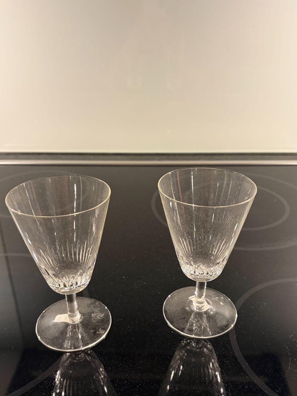 Rosenthal Bicchieri: 2 Stengelgläser, farblos, "Strahlen", Rosenthal, 60er Jahre – Usato da Zürich venduto da sru_6zc8 3