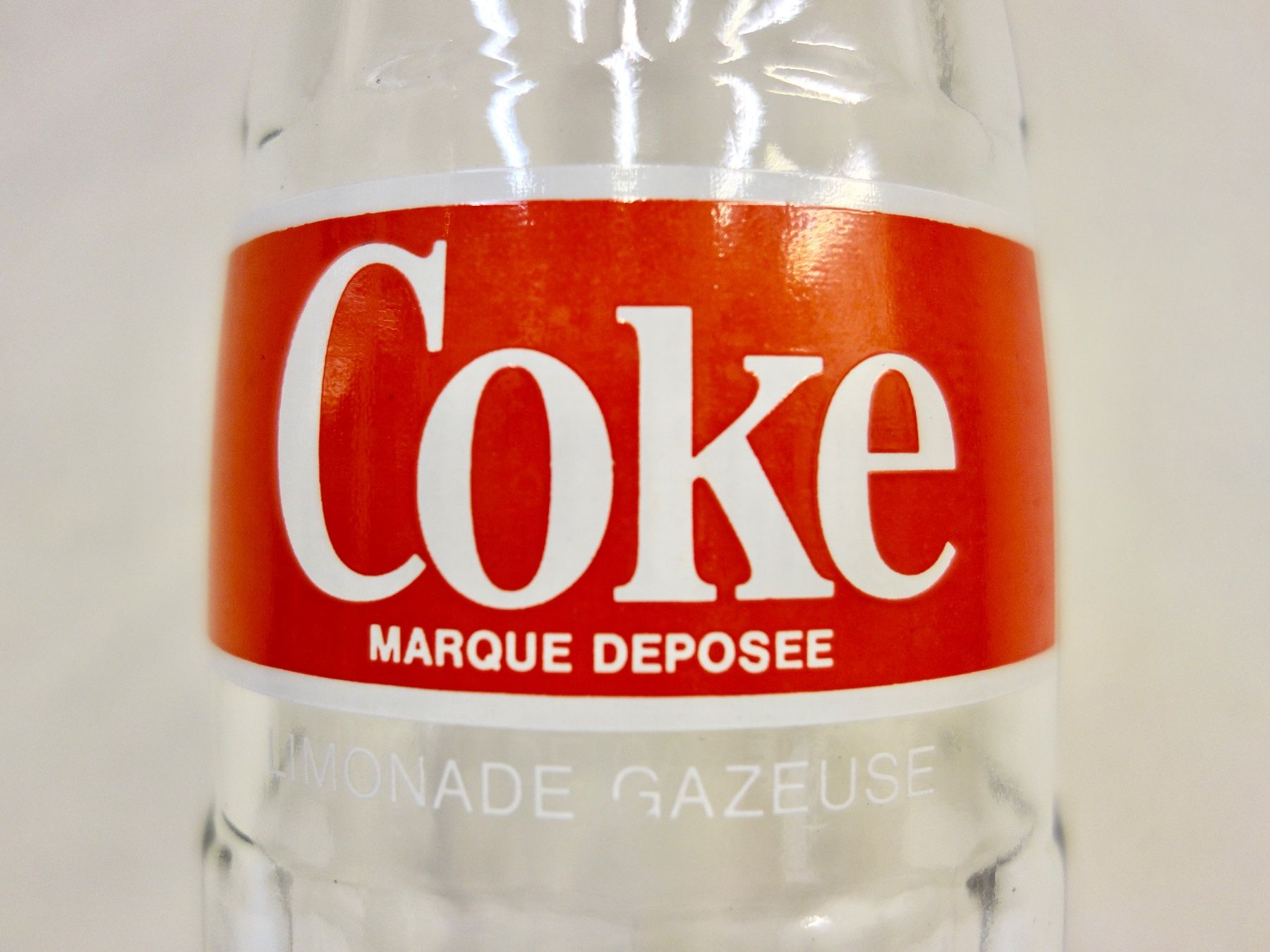 Altro in Stoviglie & Bicchieri: alte Flasche COCA-COLA – Usato da Kerzers venduto da Flaschenposten 7