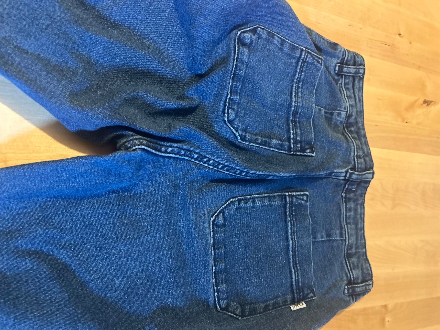 Pantaloni: Pantalon taille S - look tendance! – Usato da St-Prex venduto da mar_f6t6 2