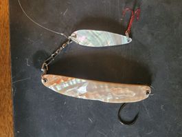 Kunstkoeder Fischerspoon Perlmutt mit Haken und Schnur