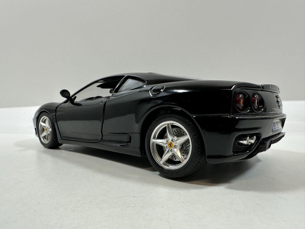 Bburago Modellini d'auto: Ferrari 360 Modena 1:18, schwarz, BBURAGO – Usato da Zofingen venduto da rf9_x2xt 4