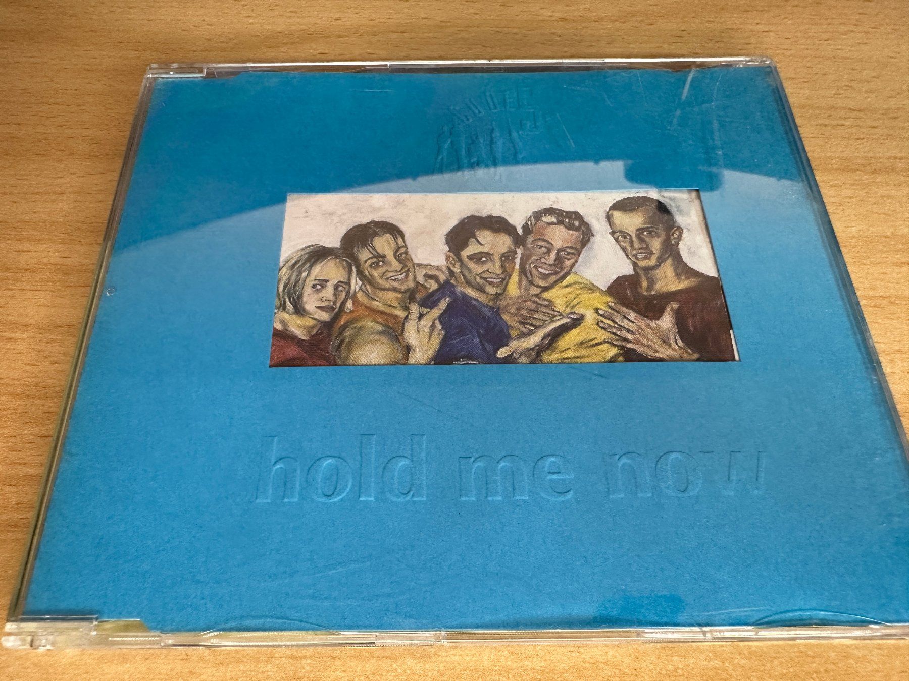 CD: Code 5 – Hold Me Now - Maxi-Single CD – Usato da Rikon im Tösstal venduto da Alpenmutz
