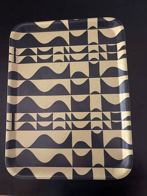 Plateaux: Matrix Tablet  – D'occasion à Basel par sib_n8fj 1