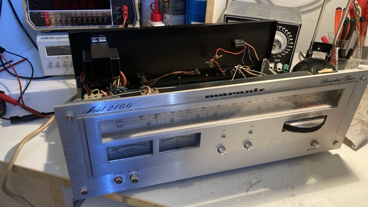 Marantz Amplificatori: Marantz Model 2100 Defekt – Difettoso da Chevenez venduto da Electro-Rick 2