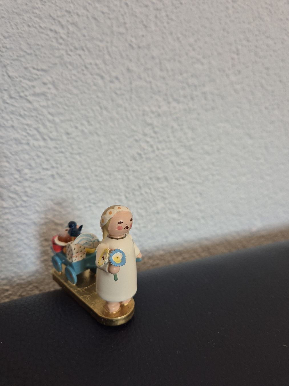 Figuren: Erzgebirge Mädchen mit Wägeli – Neu (gemäss Beschreibung) aus Bassersdorf von Seaworld06 2