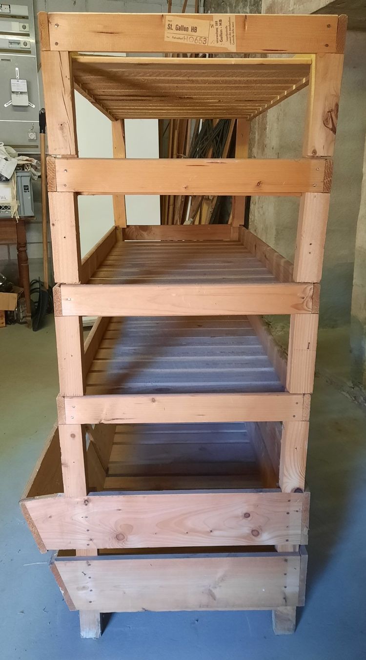 Scaffali: gut erhalten  Holzhurde - Keller - Hurde - einzelne Elemente – Nuovo (secondo la descrizione) da Wienacht-Tobel venduto da blomstra 1