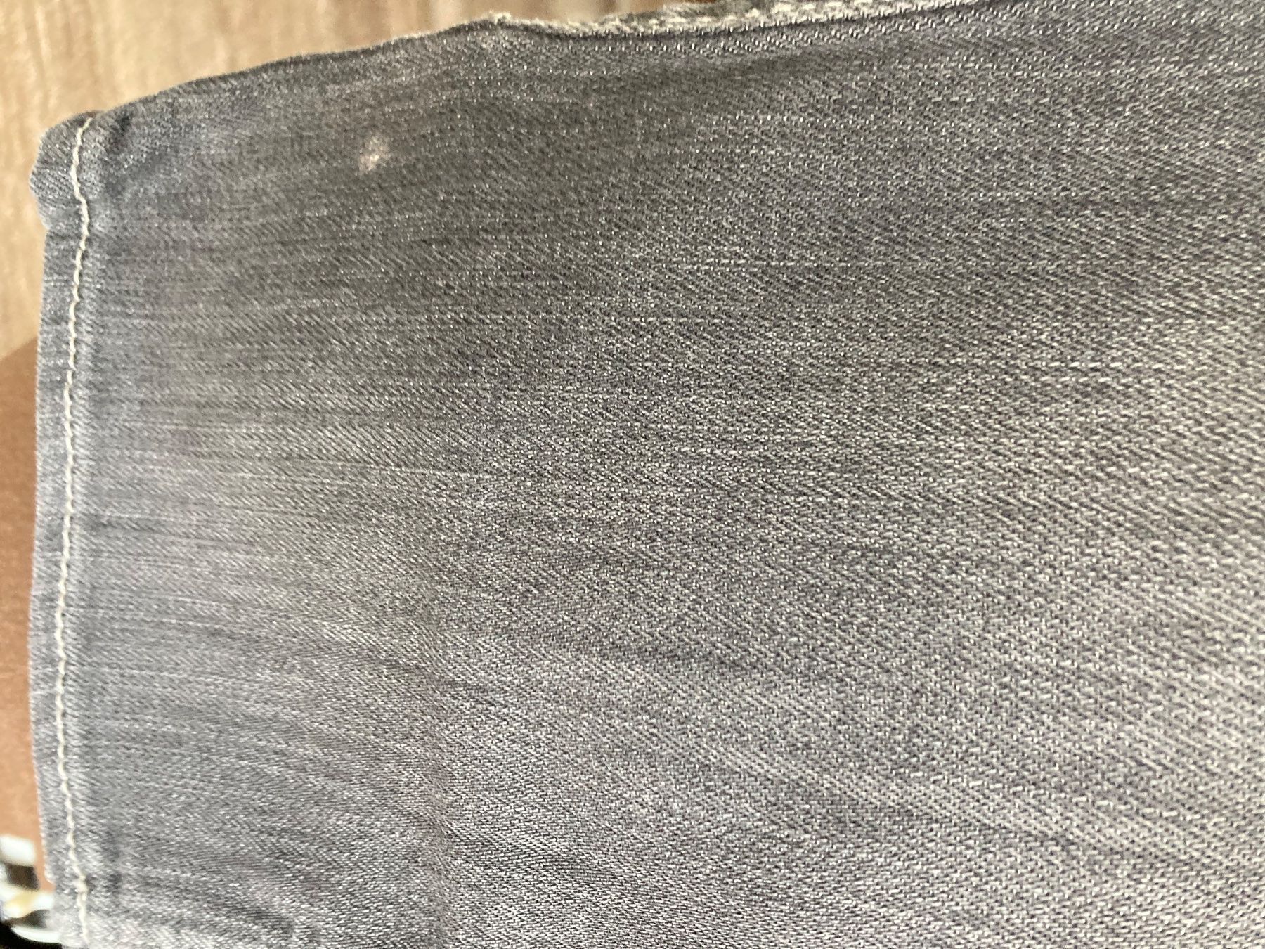 H&M Pantaloni: H&M Bermudas Mädchen Gr. 140, grau – Usato da Meggen venduto da tulipe21 2