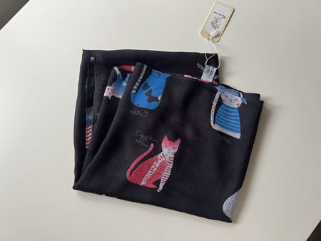 Stylischer Katzenschal – neu mit Etikett, perfektes Geschenk