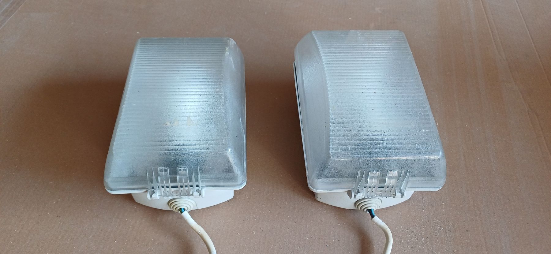 Lampadari & plafoniere: Wandlampen oder Deckenlampen 2er Set ab 1.-Fr – Usato da Au TG venduto da aatec_105 2