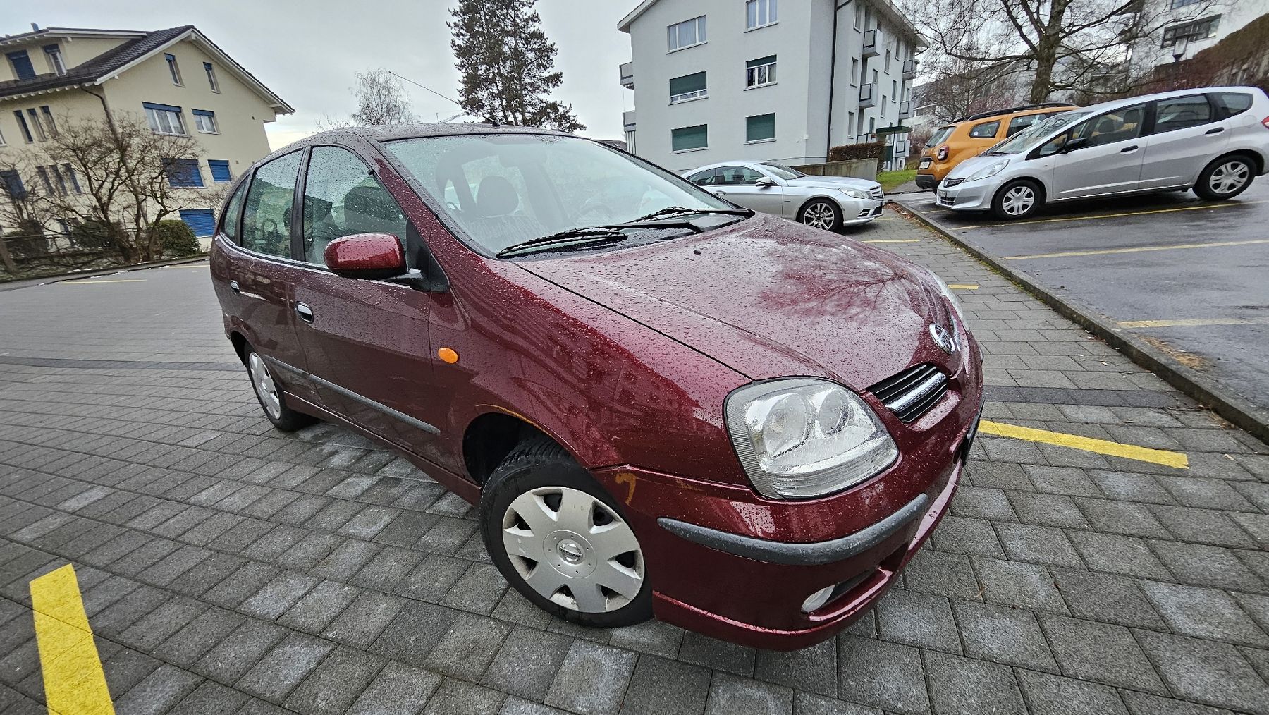 Automobili: Nisan Almera – Usato da Benzenschwil venduto da Royal.online 1