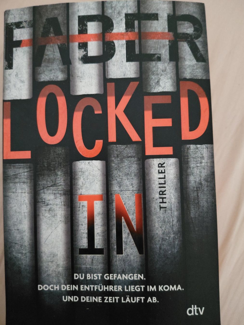 Libri: Locked In Faber Thriller – Usato da Seftigen venduto da man_tr96