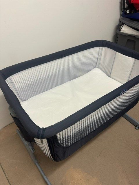 Betten: Lit bébé – Gebraucht aus Coppet von ano_d7dv 3