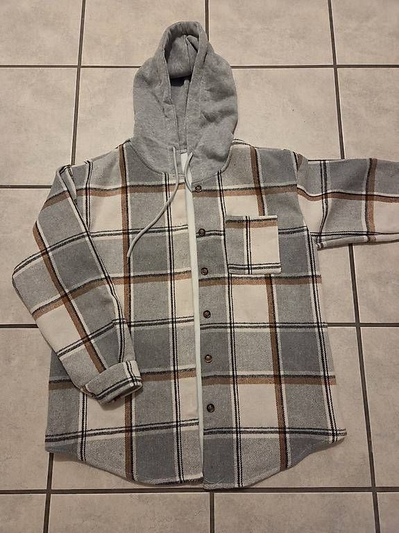 Jacken: Jacke – Gebraucht aus Neuhausen am Rheinfall von mir_9hqj