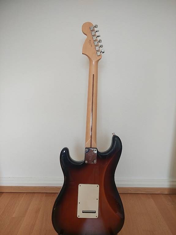 Fender Strumenti musicali: Fender Stratocaster USA 2011 – Usato da Zürich venduto da ats_f268 1