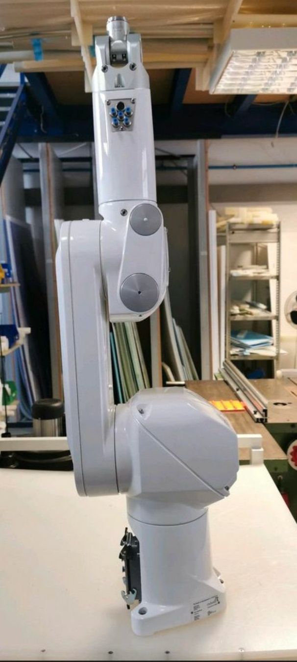 Tutte le macchine: Stäubli RX60, CS8, Roboterarm mit Steuerung – Usato da Basel venduto da hflueh