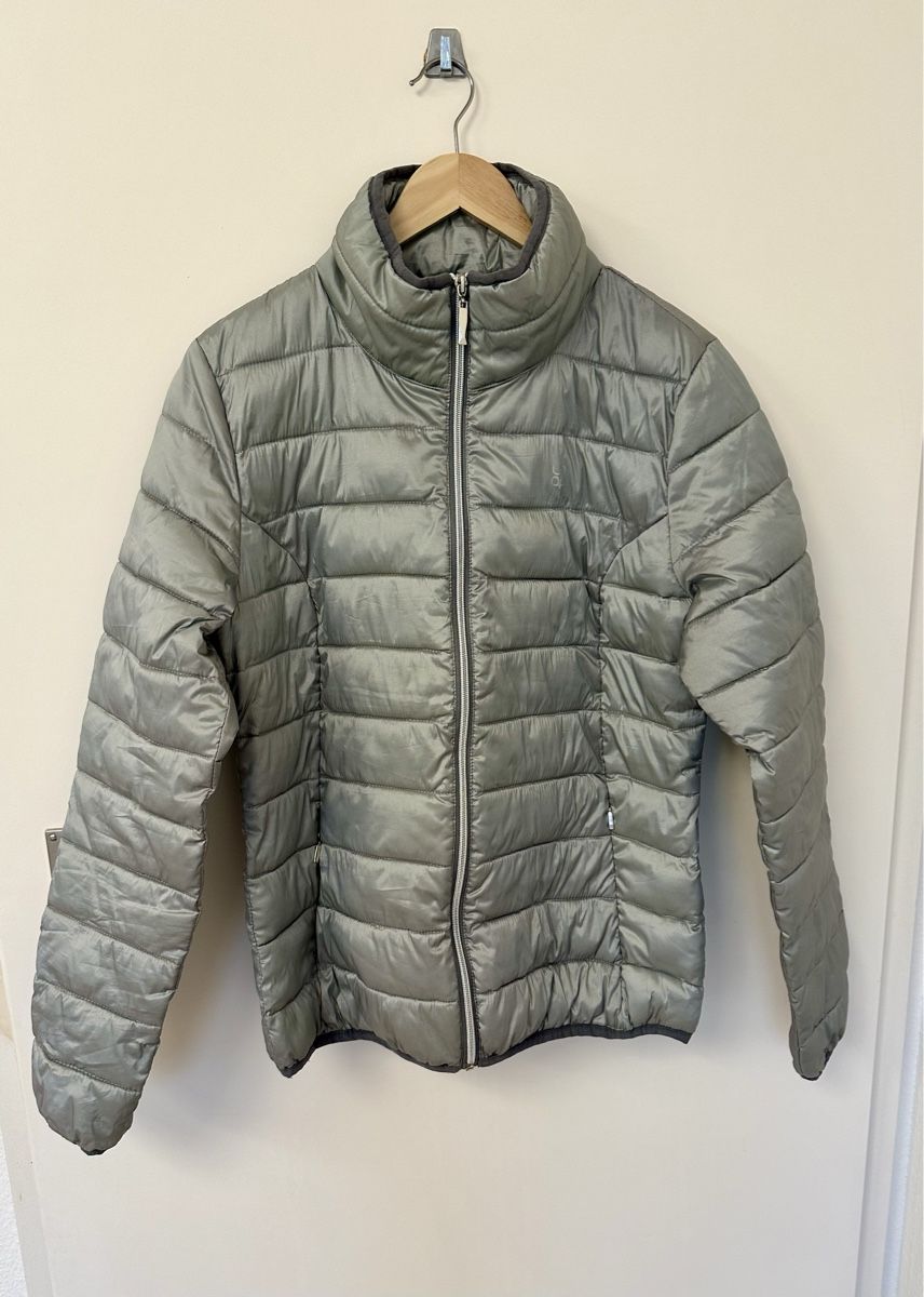 Jacken: Loop Womens Light Weight Jacket size M – Gebraucht aus Kilchberg ZH von kku_pv69 2