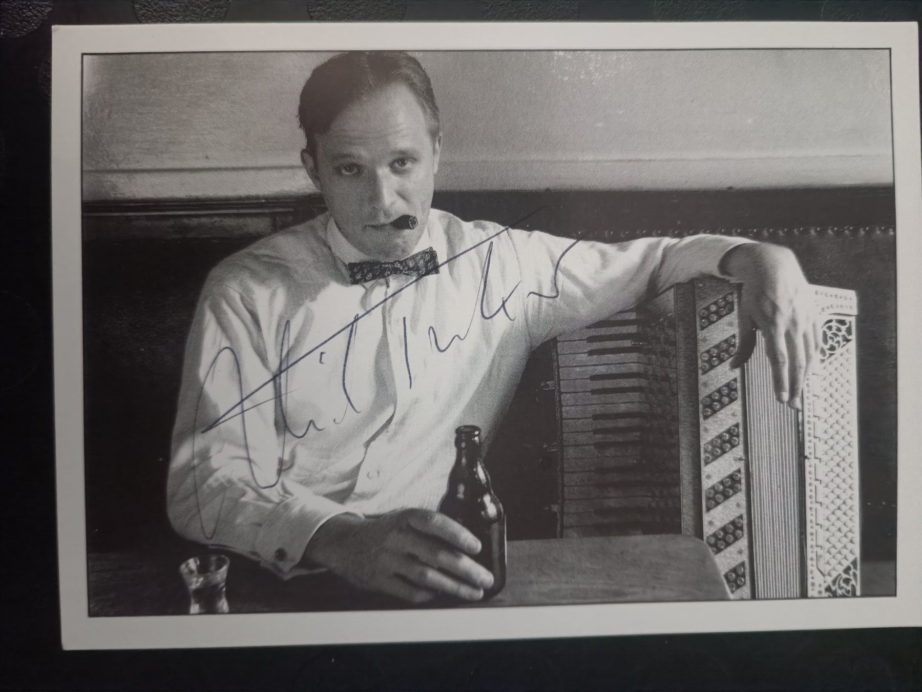 Autographes: Ulrich Tukur - handsigniert – D'occasion à Menziken par Artographs