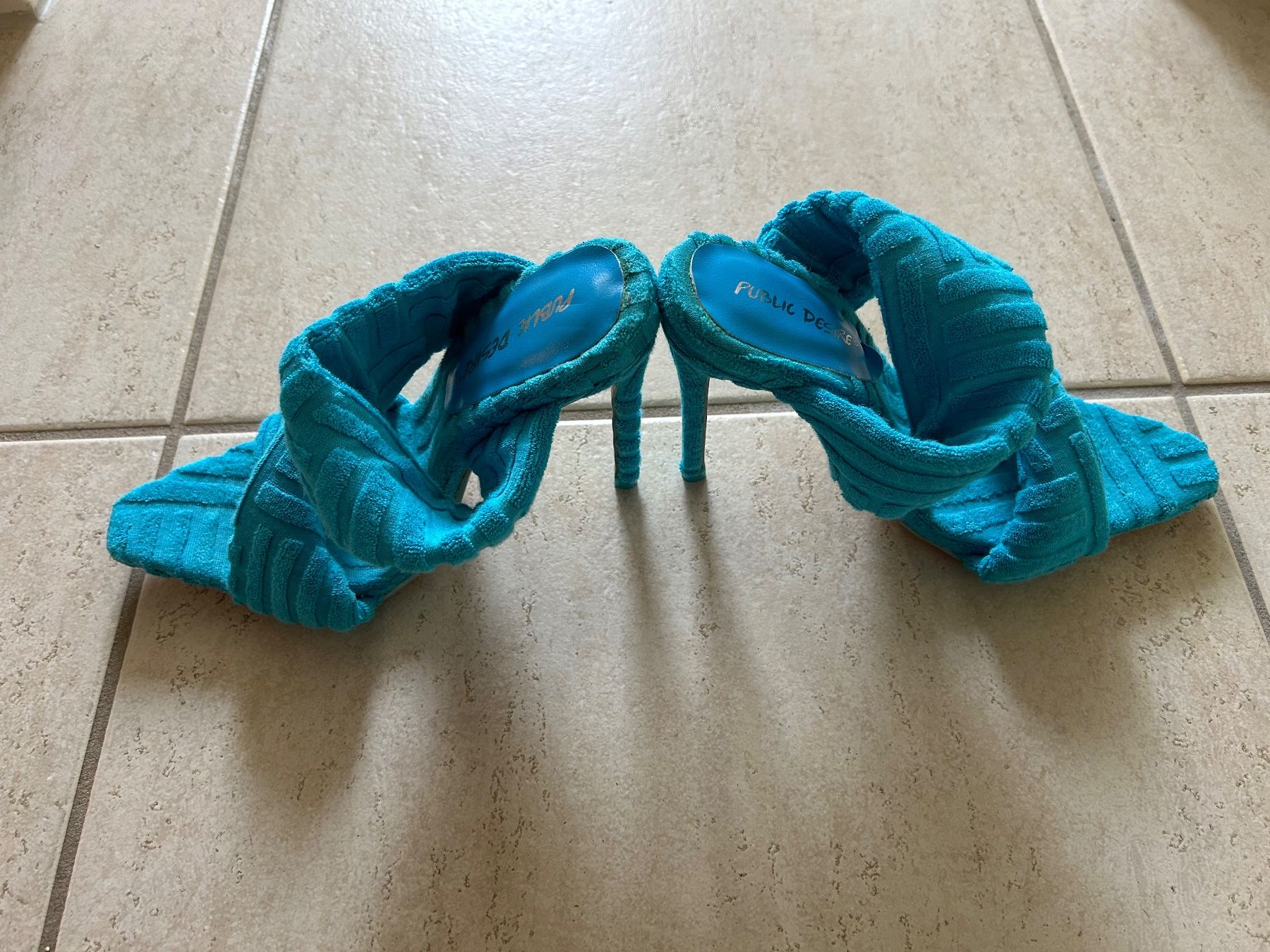 Damenschuhe: Blaue Schuhe High Heels – Gebraucht aus Saland von ele_vc96 1