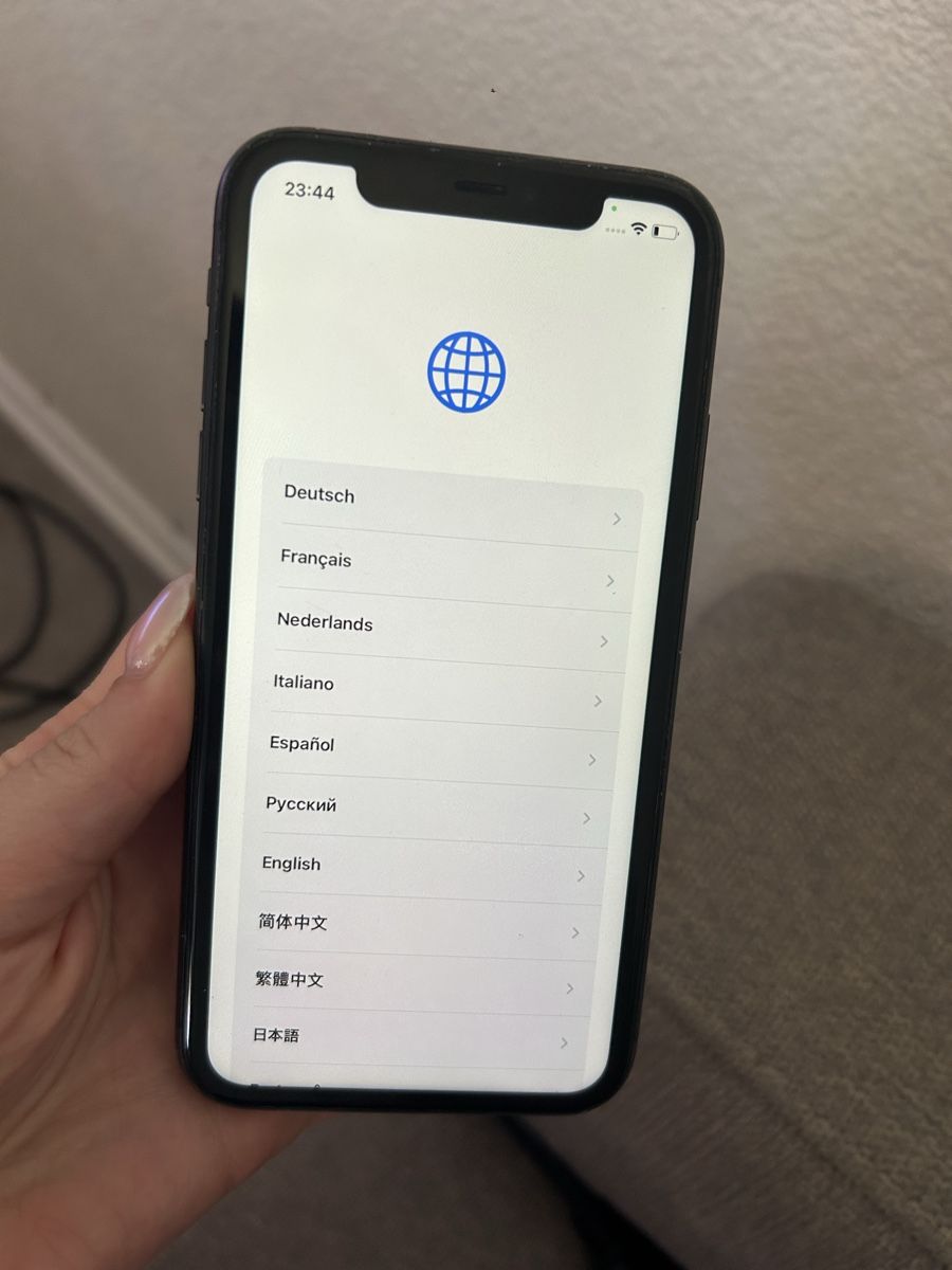 Apple Telefoni cellulari / Smartphones: iPhone 11 Noir 128GB avec boite et accessoires – Usato da Vilars NE venduto da Lau_Vth 3