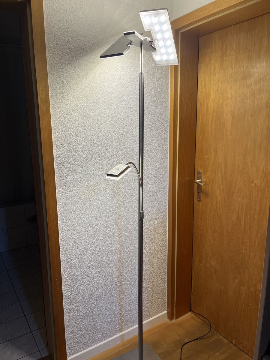 Lampen: Stehlampe LED mit Leselicht  – Gebraucht aus Niederbipp von zimtzucker78 3