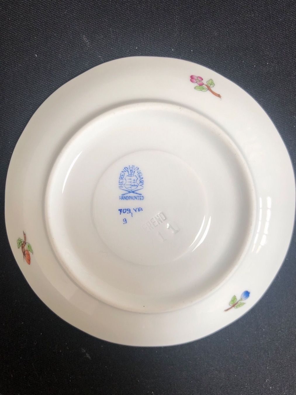 Tazze: Herend handbemalte Moccatasse – Usato da Basel venduto da citystore 5