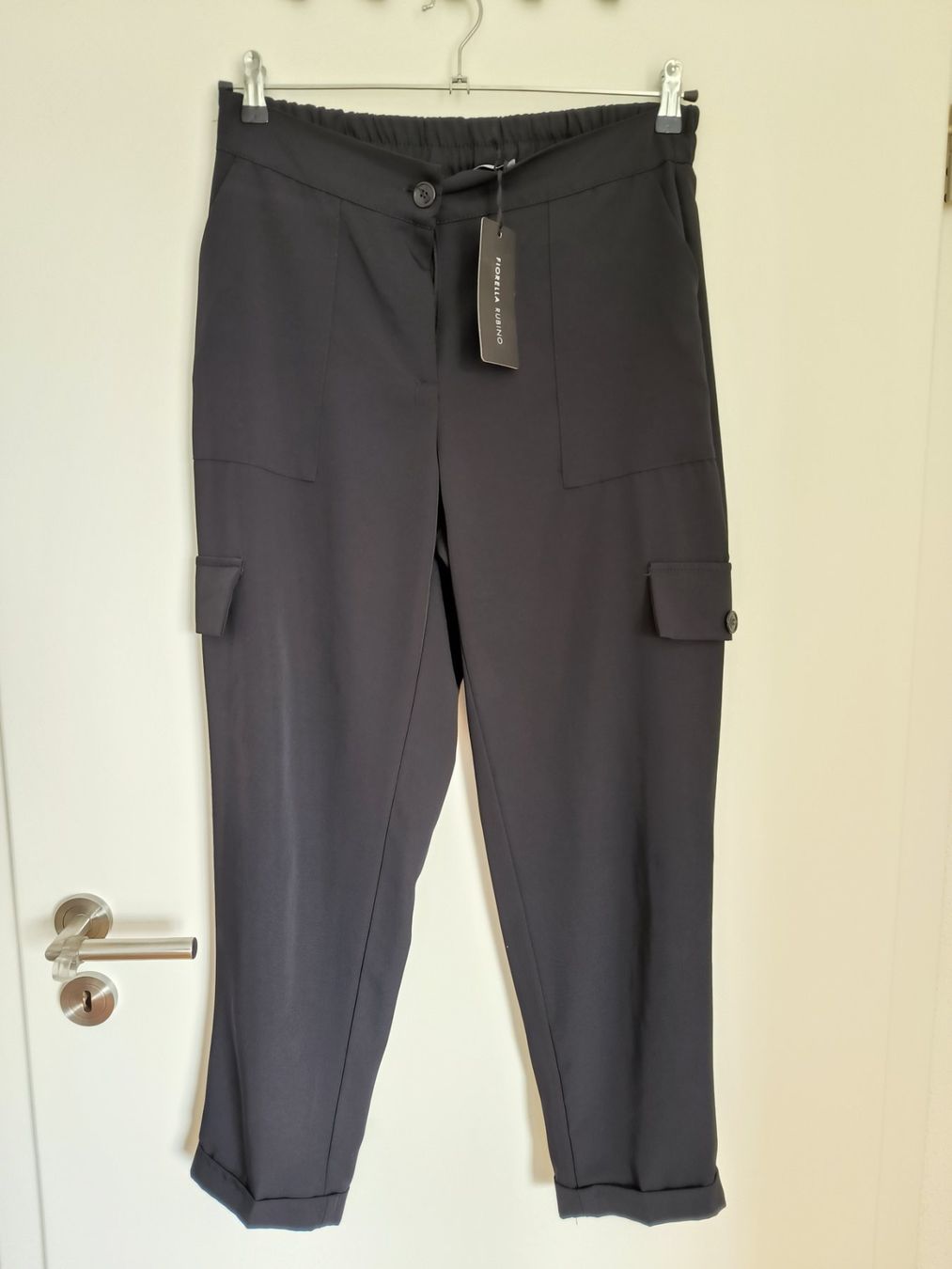 Pantalons: Fiorella Rubino Hosen – Neuf avec emballage d'origine à Meilen par SME_Aoi