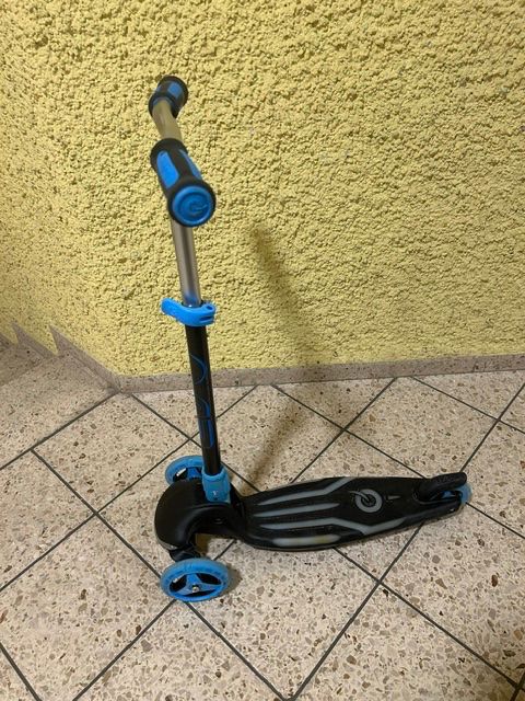 Globber Kickboard: Globber Dreirad Trottinett – Usato da Opfikon venduto da MKT1909
